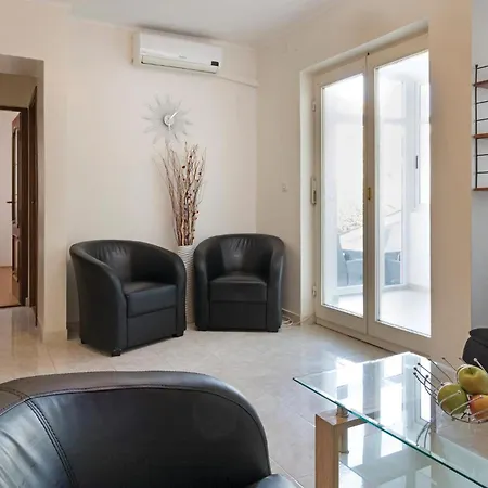 3 Bedroom In Апартаменты Пула
